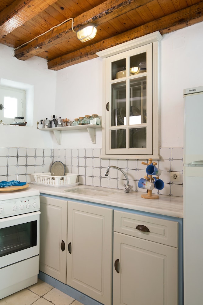 Serifos Houses Hora