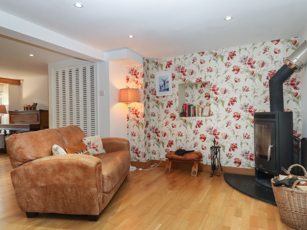 Waterland Farmhouse