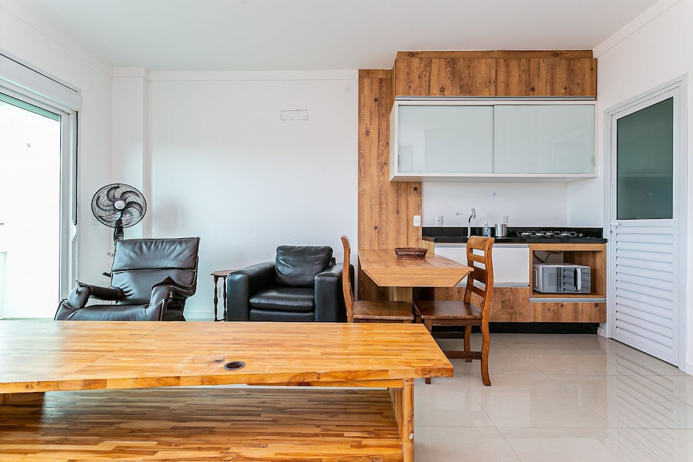 New Studio 4 min From Lagoa da Conceicao Ecm204