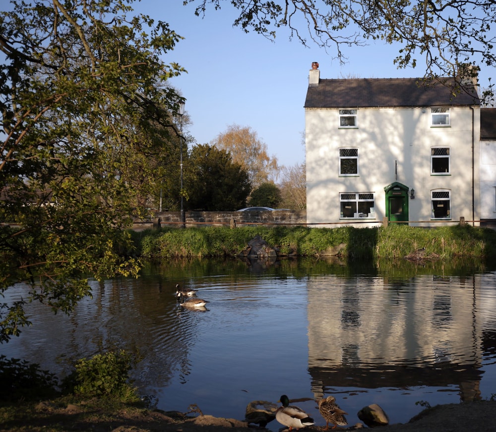 Fitzwarine House