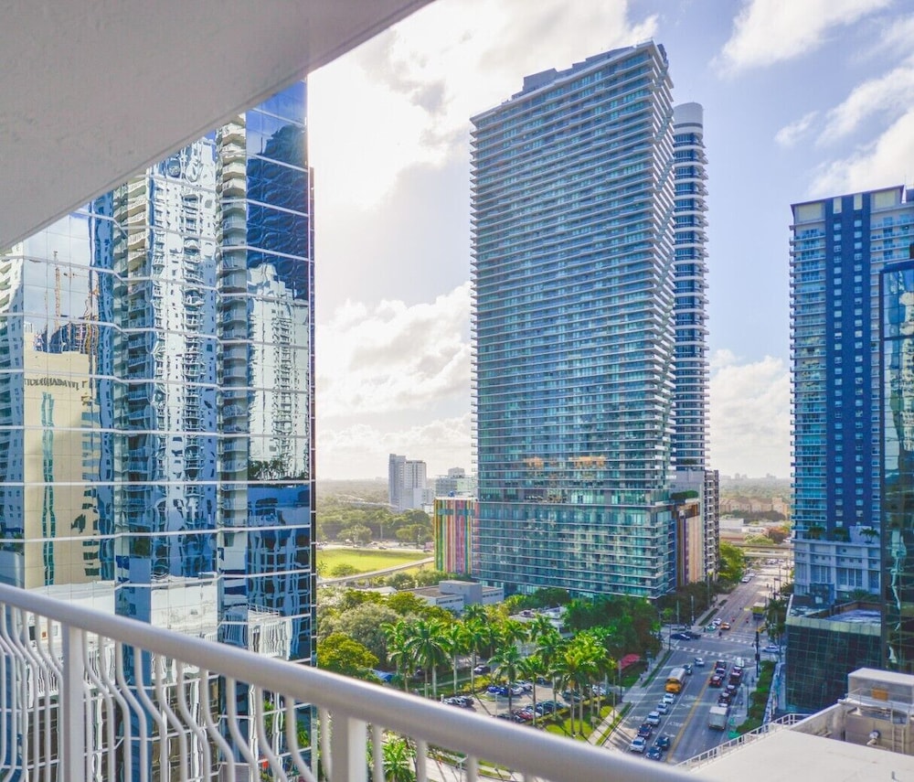 Ocean View Exquisite Brickell