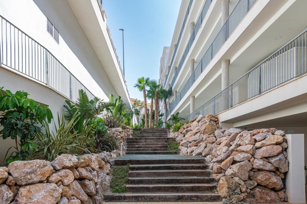 Benalmadena Luxury 4 Bed Apartment Jacuzzi