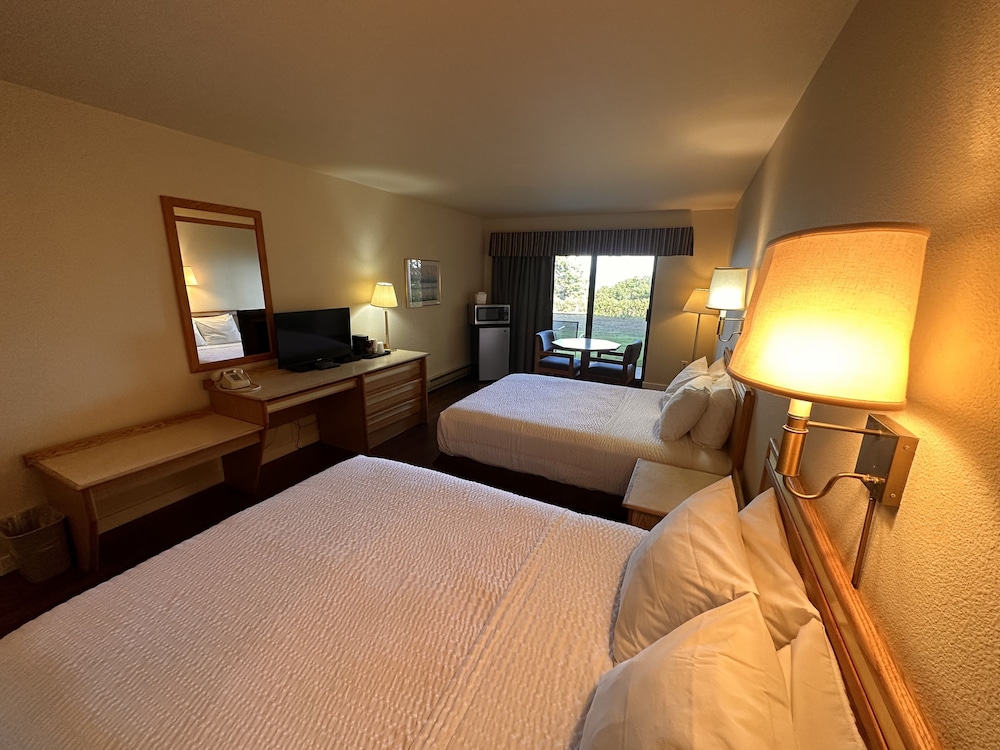 Astoria Crest Motel