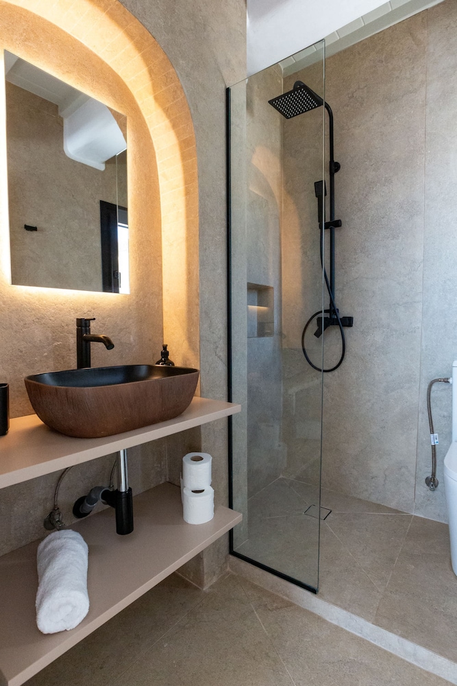 Amaze Mykonos Luxury Seaview Retreat