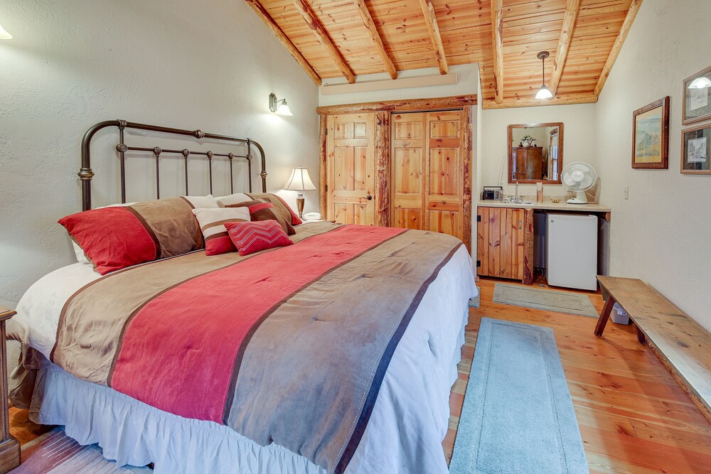 Remote Escape: Sturgis Cabin on 20 Private Acres! view 4