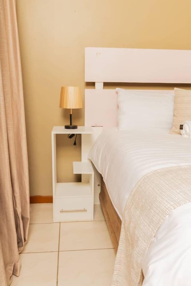 Kwena Cottage