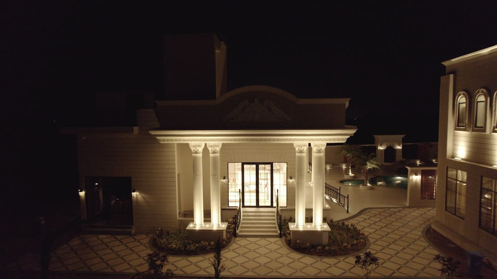 Photo 42