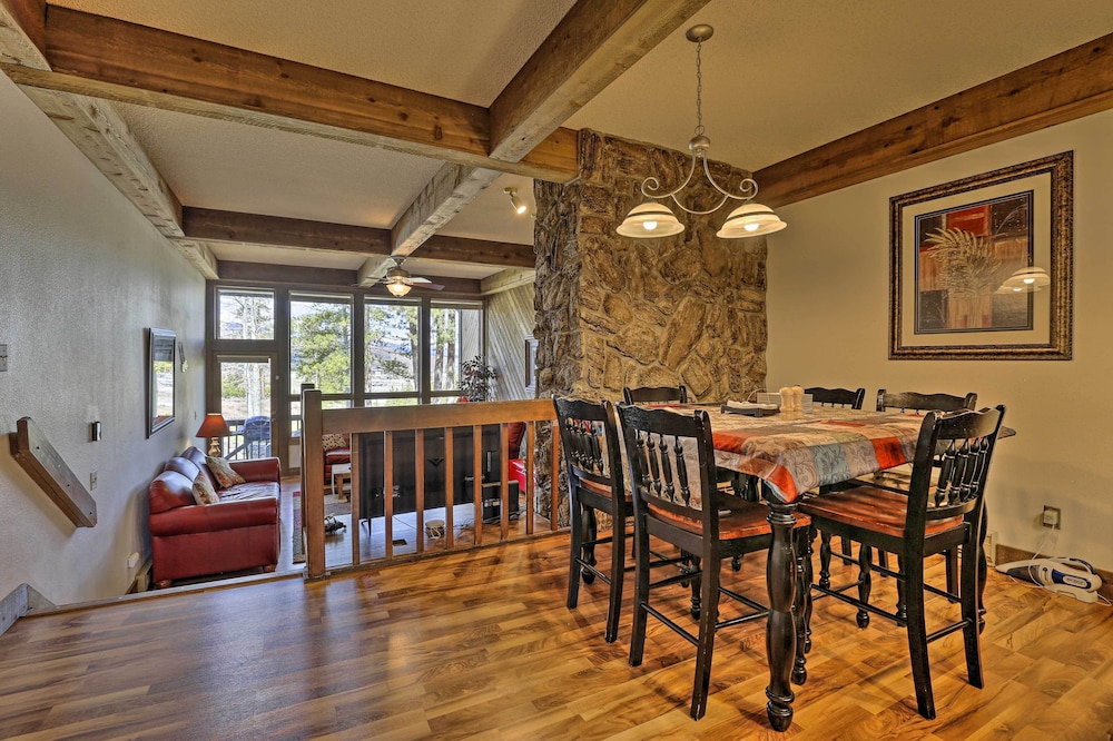 2 Mi to Lake Dillon: Spacious Condo w/ Mtn Views view 3
