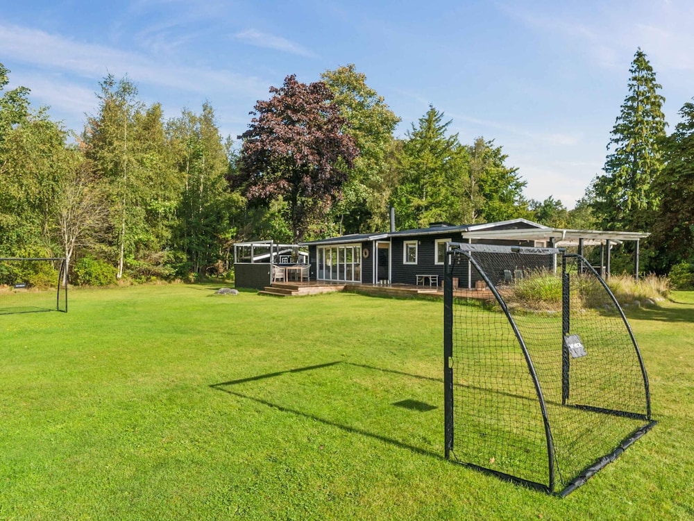 4 Star Holiday Home in Hojslev