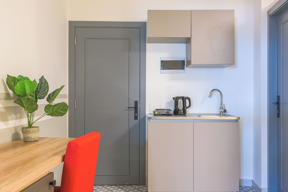 Stairway - Cozy Studios In Mar Mikhael