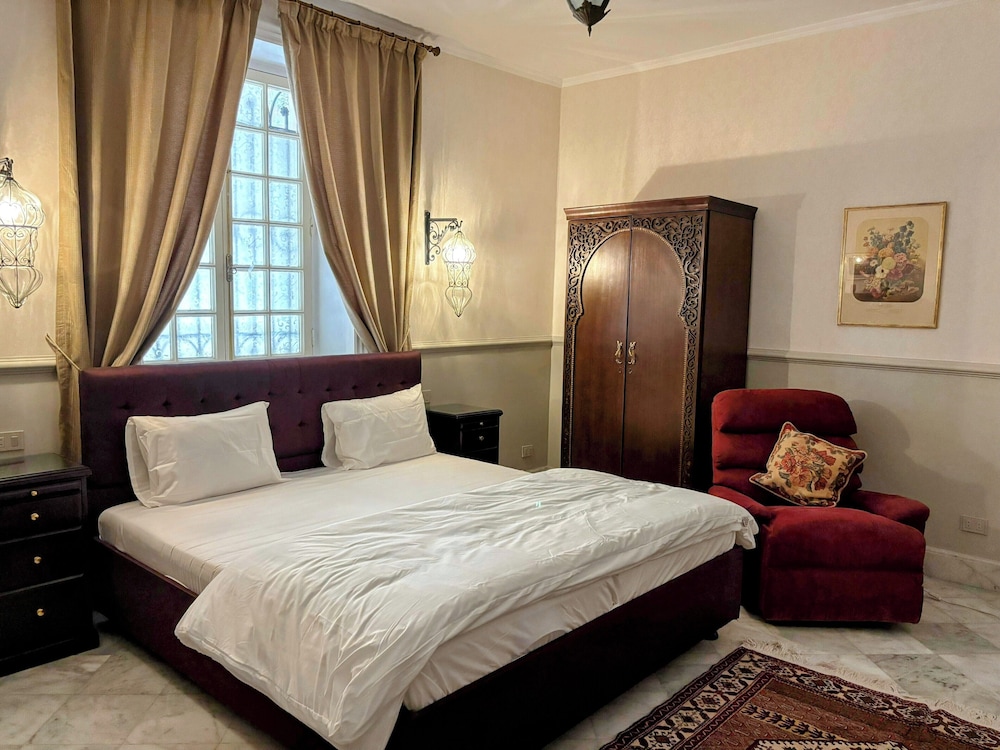 Layla Hostel