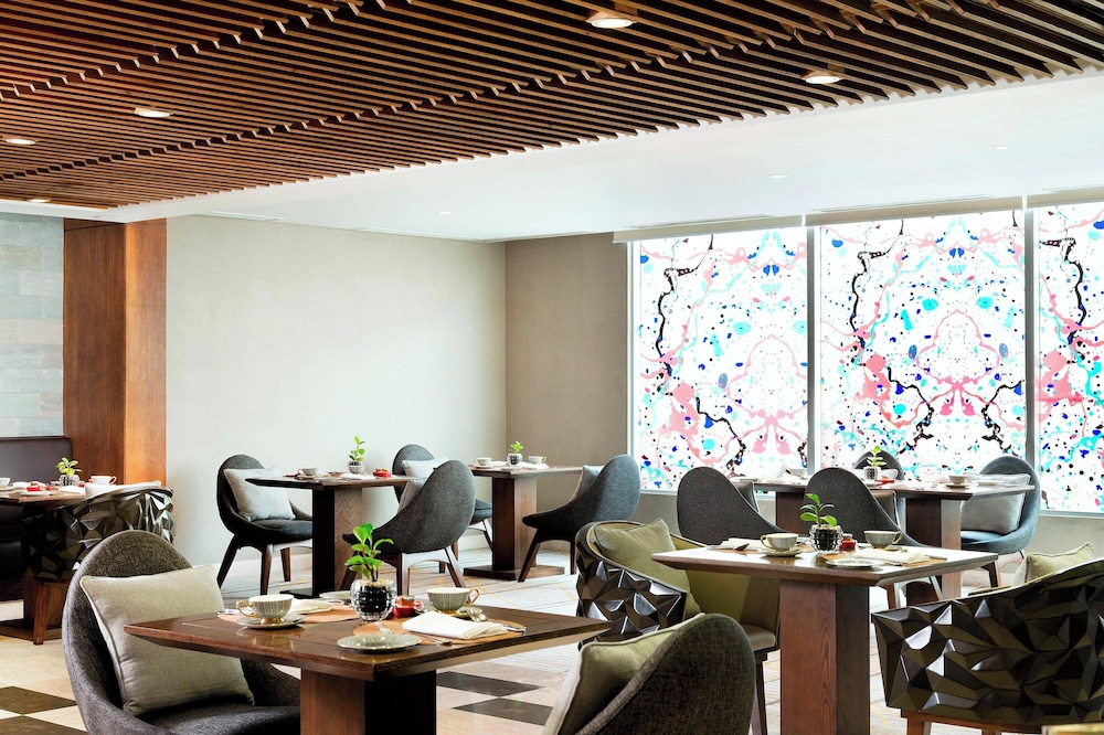 Le Meridien Dhaka