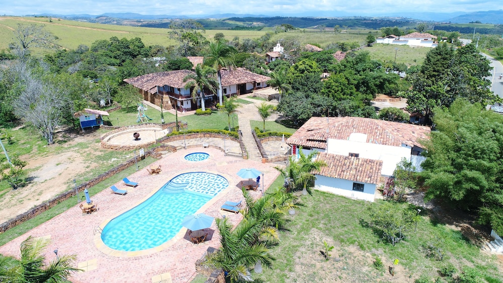 Hotel Buenosaires Barichara - Image 1