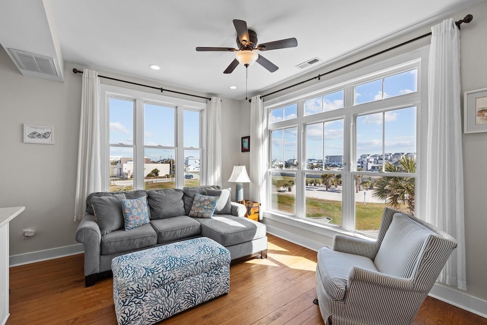 Exhibit E 2 Bedroom Townhouse