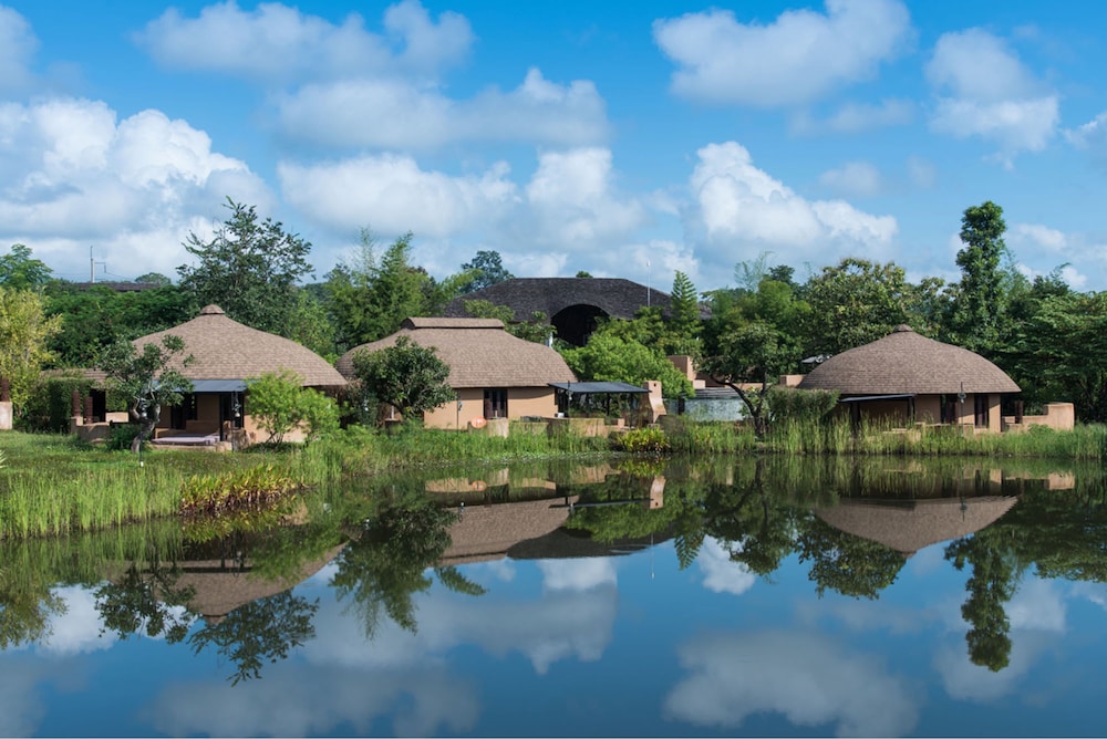Montis Resort