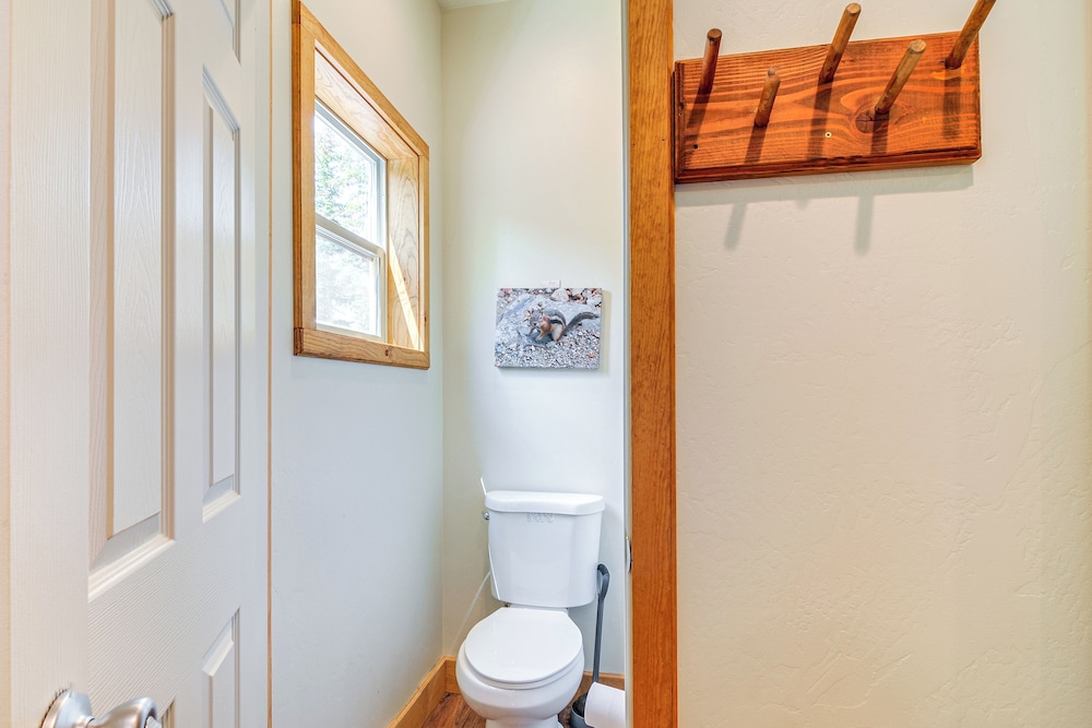 Brian Head Cabin < 1 Mi to Resort: Ski + Mtn Bike