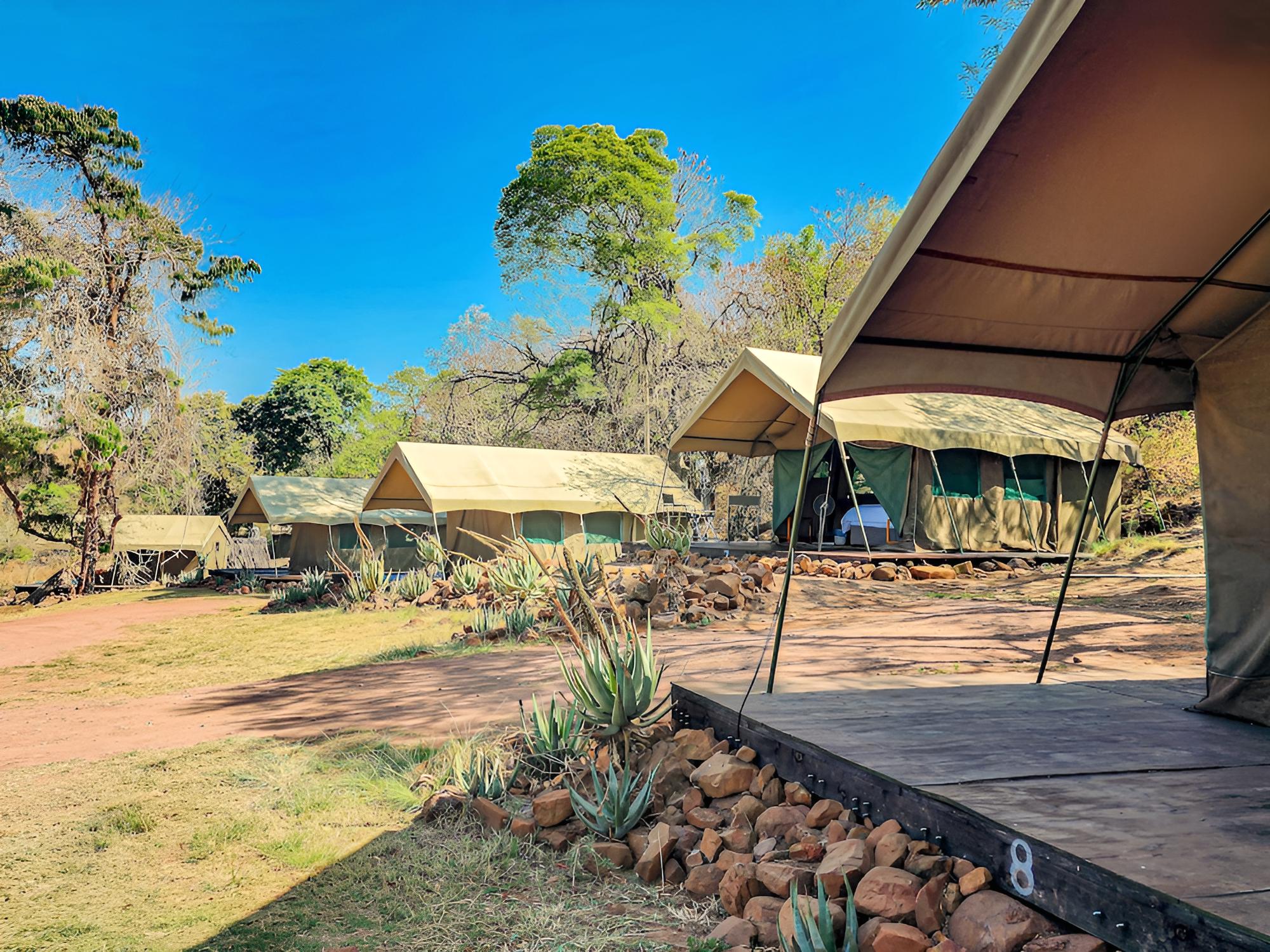 Bezhoek Tented Camp view 4