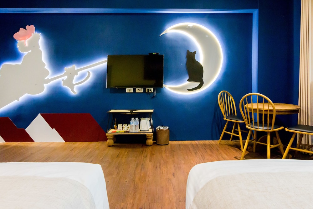 Photo 9