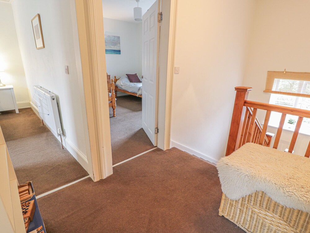 79 Laurel Bank view 4