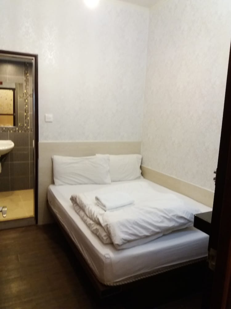 Rai Lei Hostel