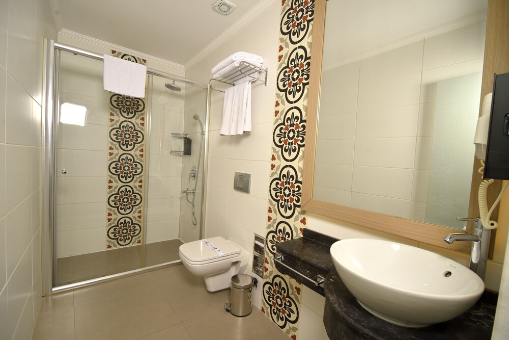 Exceptional Studio Flat near Hadrian’s Gate - EMPEROR