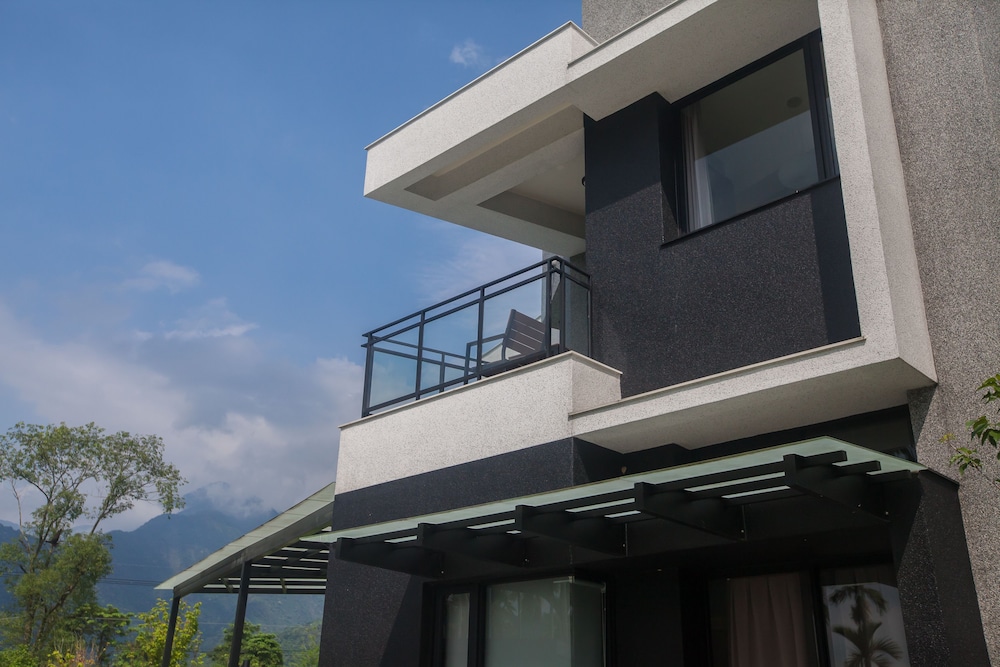 Chosenone Private Guest House