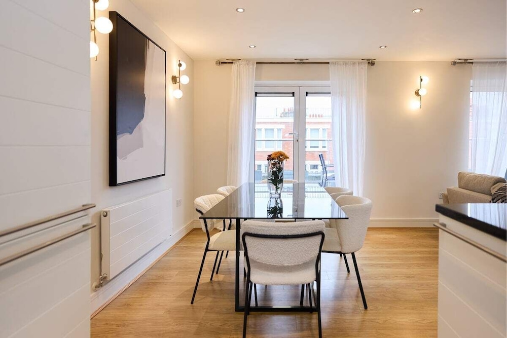 The Battersea Park Place - Amazing 2bdr Flat With Terrace