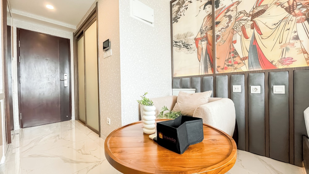 Comfort And Quiet Studio At Apartment Sky House Bsd