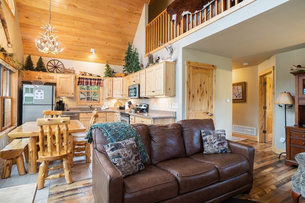 Solitude Condos - Estes Park CO