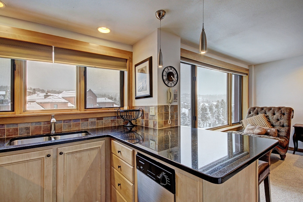 Ski-in/ski-out Studio W/snowy Alpine Views - Walk To Main St Studio Bedroom Condo by RedAwning