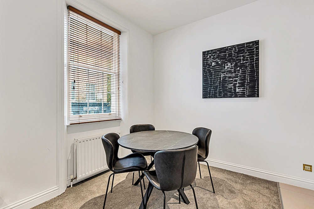 A One-bedroom Apartment Situated In Central London