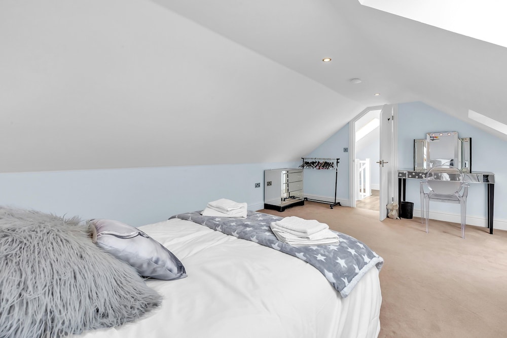 Sea Downs House With Free Parking By My Getaways