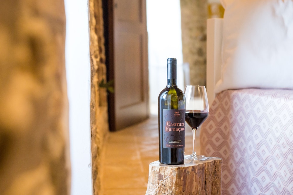 Castello di Ramazzano - Tenute Aliani photo 3