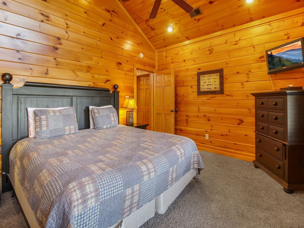 Big Sky Lodge II by Jackson Mountain Rentals view 4