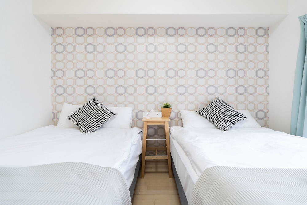 Shinsaibash East Nana Apartment · Junan