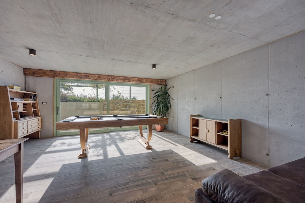 Villa Olivia with Sauna