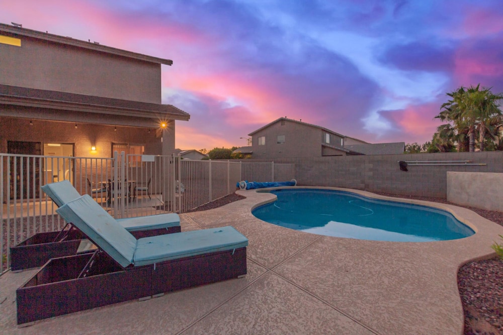 Spacious Oasis Spring Training Pool Tennis, photo 9