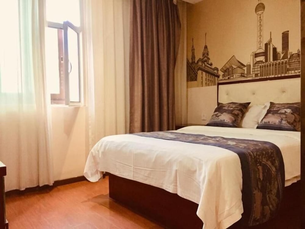 GreenTree Inn Yulin Jincheng Commercial Building Shell Hotel