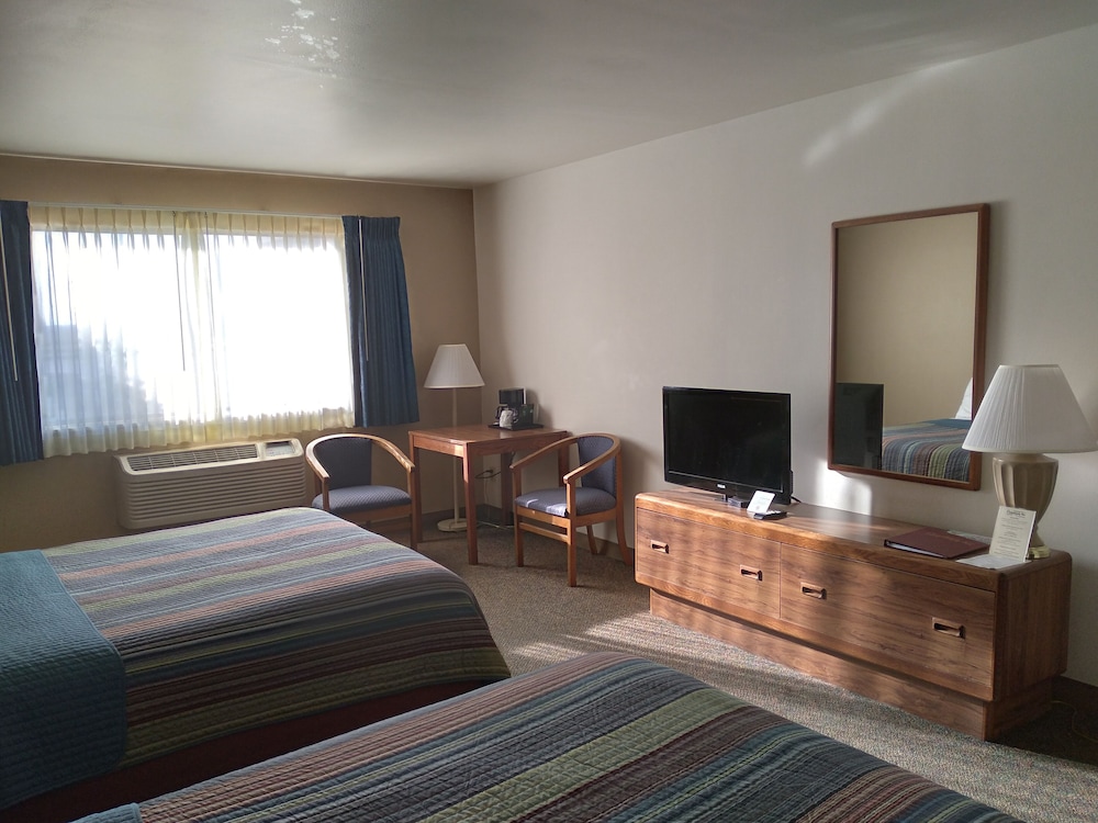 Cedarberry Inn