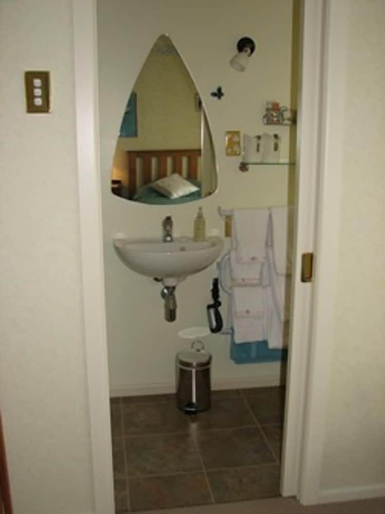Ambleside Luxury Bed & Breakfast view 2