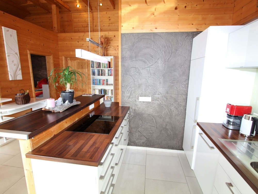 Apartment Directly on Lake Ossiach in Carinthia