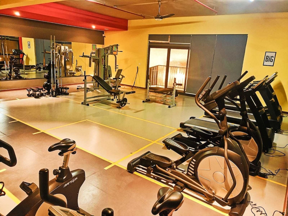 Luxury 4BHK in E-City with 40 Amenities