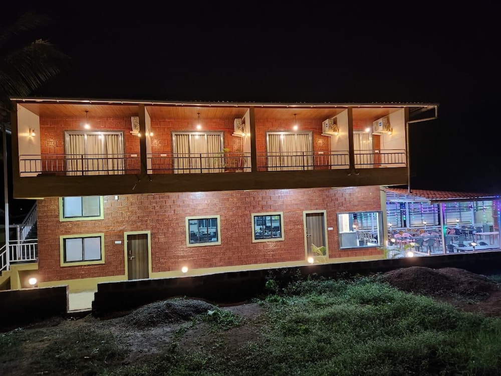 Maitri Beach Resort