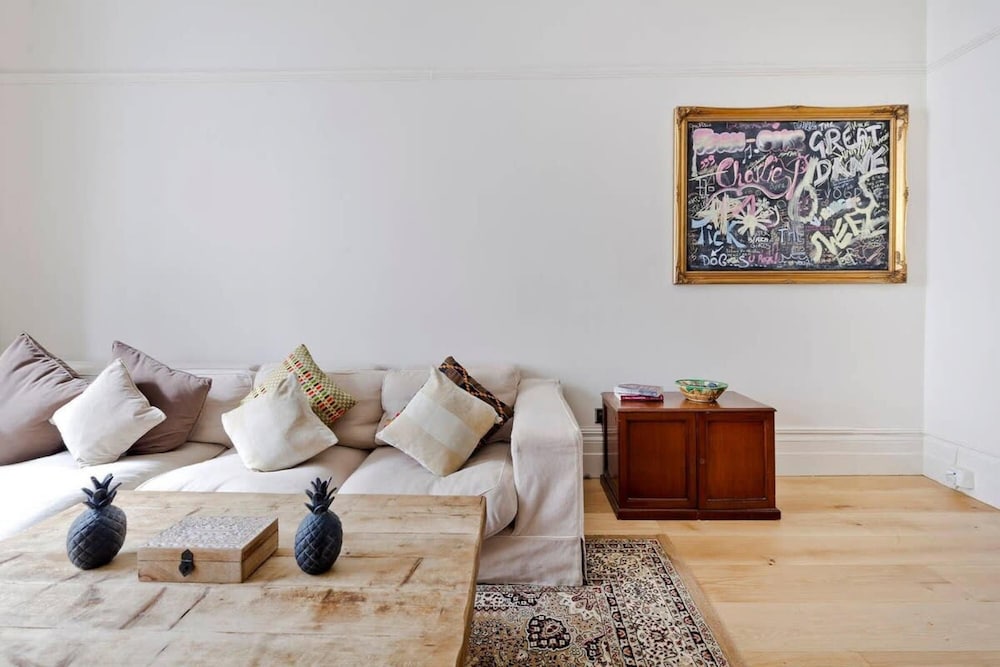 2-bed Apartment in Paddington Near Hyde Park
