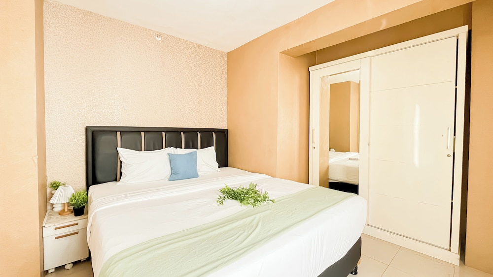 Good Deal And Homey 2Br Apartment Bassura City Near Mall