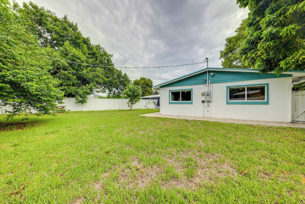 Great for Snowbirds! Pompano Beach Home w/ Patio