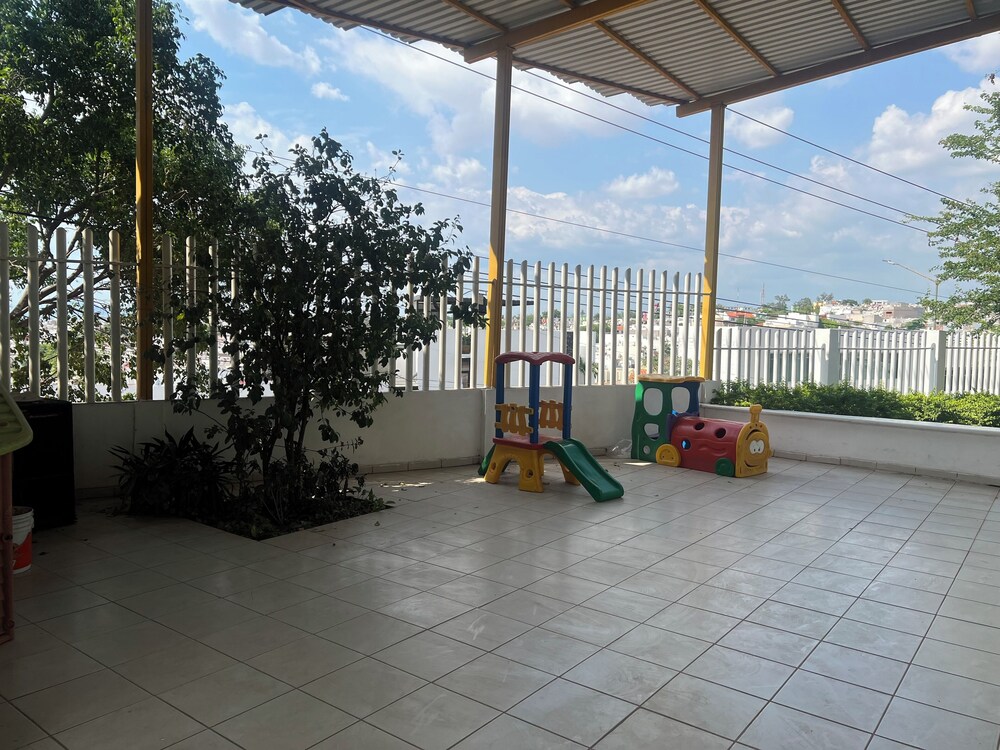 Photo 16