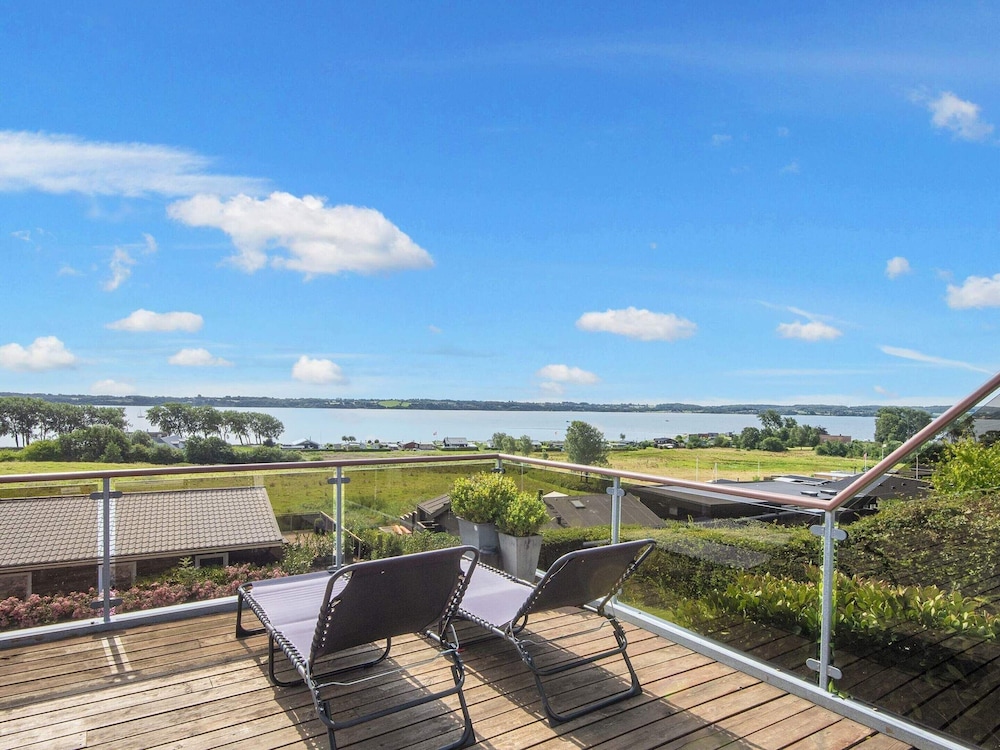 8 Person Holiday Home in Aabenraa view 3