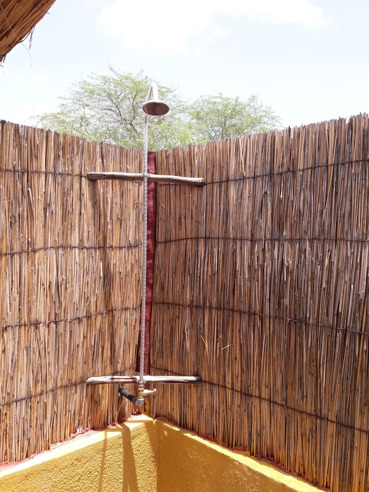 Hakuna Lodge