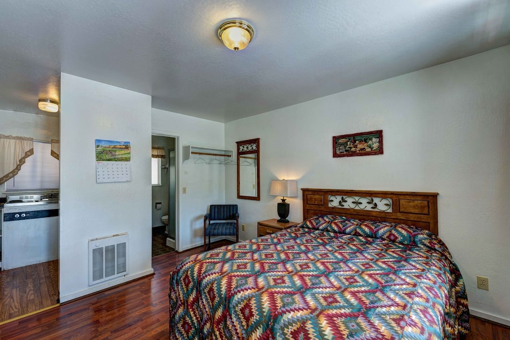 Lake Shasta Lodge